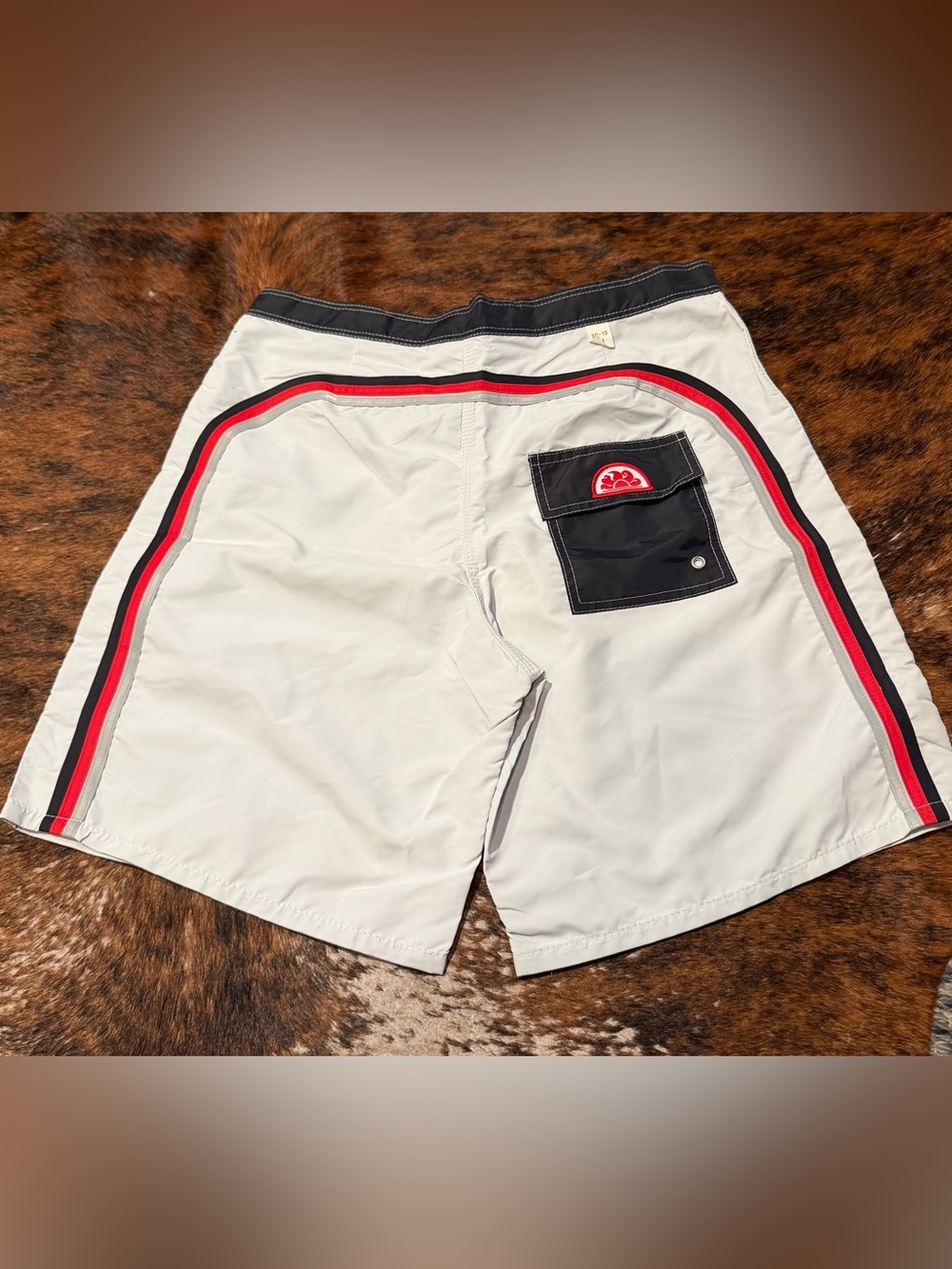Sundek Rainbow Board Shorts Off White Navy Red SAMPLE Men’s 34 RARE VINTAGE